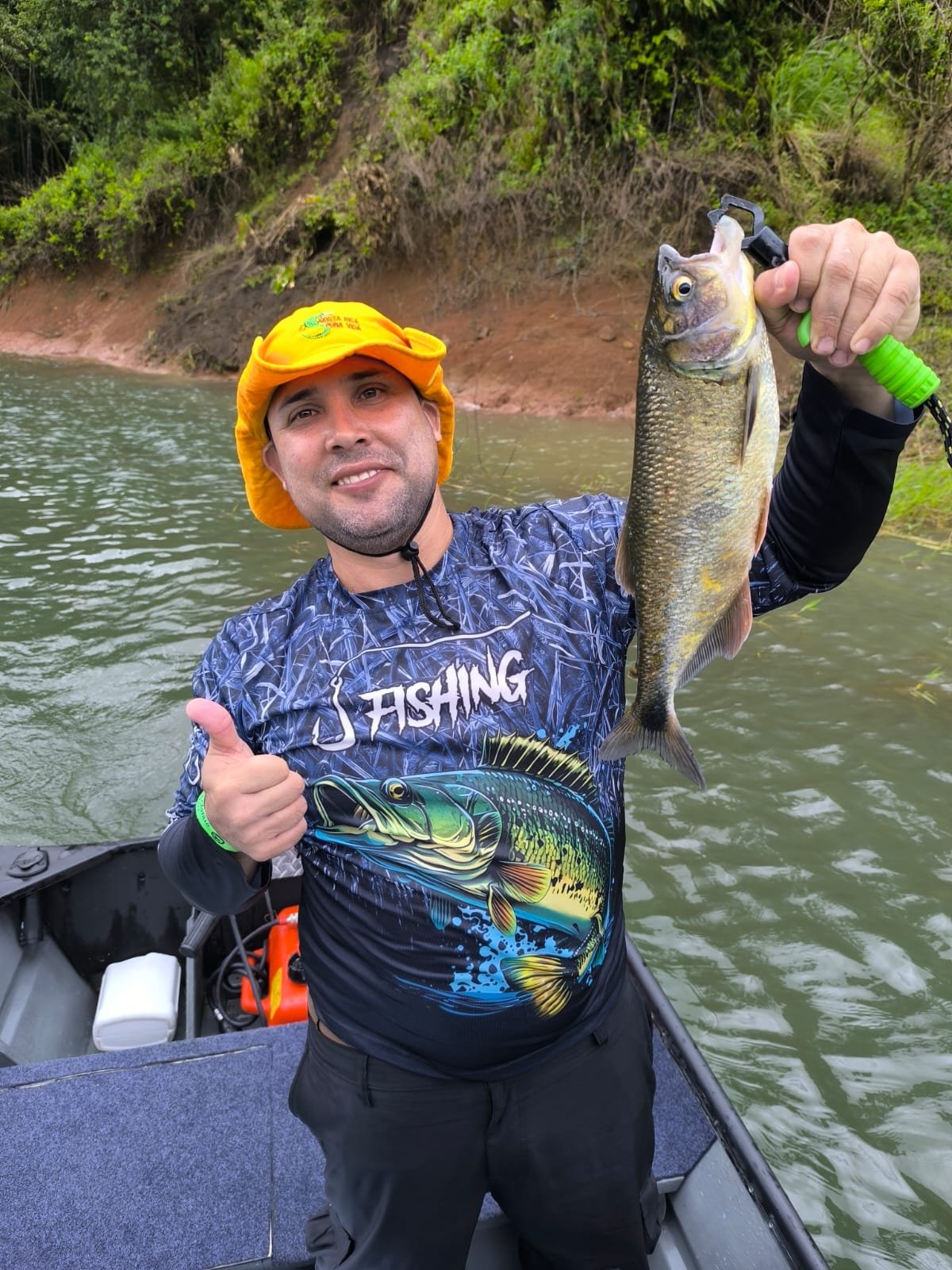 tour de pesca en lago arenal full day tour de pesca en lago arenal full day